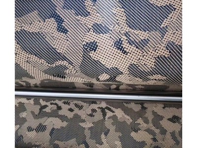 厂家供应3k240克迷彩纹品质超好无色差弘奕新材料3K碳纤维布批发图5