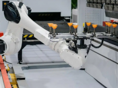 碳纤维复材助力具身智能：智能体运动性能与环境适应性双提升